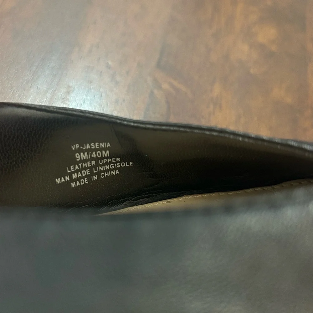 Vince Camuto Black Slingback Flats Size 9